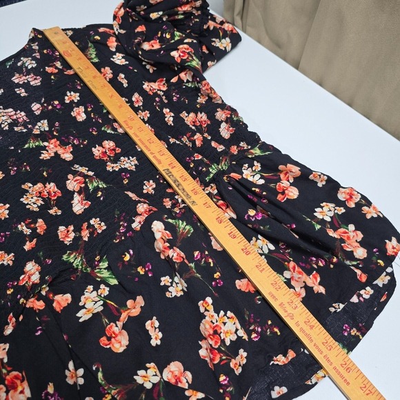 Old Navy Shirt Womens 3X Black Floral Smocked Puff Sleeves Dark Cottage Peasant - Picture 9 of 11